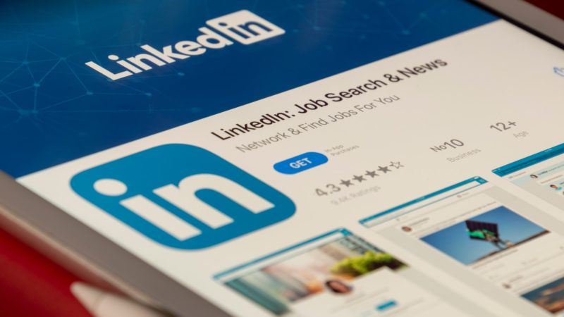 4 Things You Should Never Do on LinkedIn